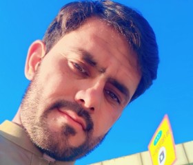Salva Tufail, 18, Medina