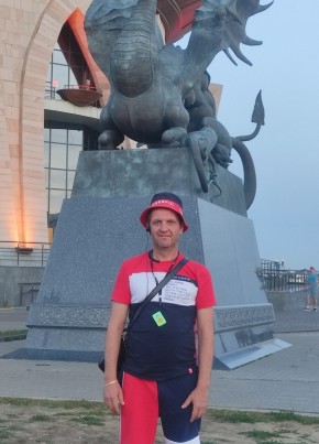 Dinar, 44, Russia, Saint Petersburg