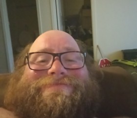 John, 43, Brockville