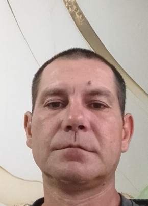 Азат из Бижбуляка 43 года