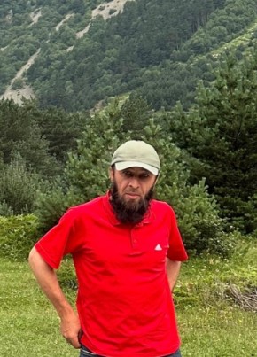 Артур из Нальчика 47 лет