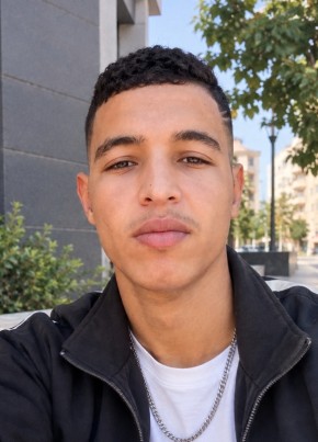 Mohamed B hdhdkk из Aïn Defla 19 лет