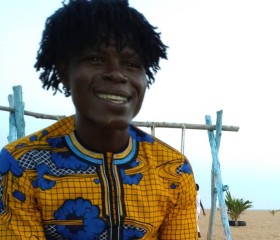 Roland, 31, Lokossa