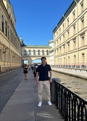 Павел из Москвы 37 лет