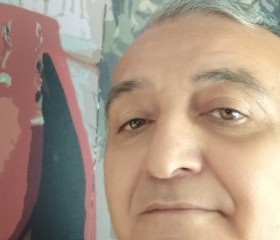 Timur, 54, Baku