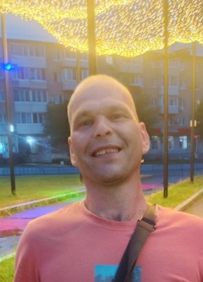 Вадим из Уссурийска 44 года