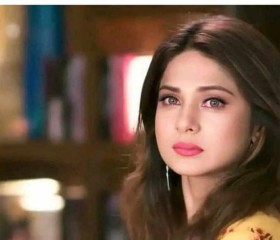 Sania, 26, Sheikhupura