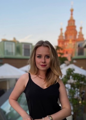 Карина, 23, Россия, Санкт-Петербург