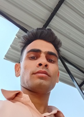 Amit yadav, 25, India, Budaun