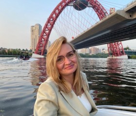 Oksana, 44, Moscow