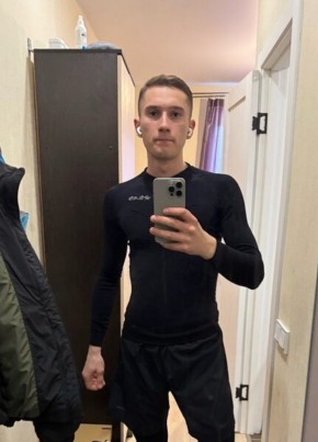 Андрей из Омска 22 года