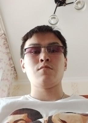 Николай, 26, Россия, Усть-Нера