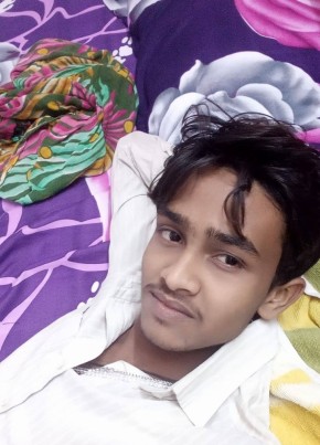 Niklesh Kumar, 22, India, Kūkatpalli