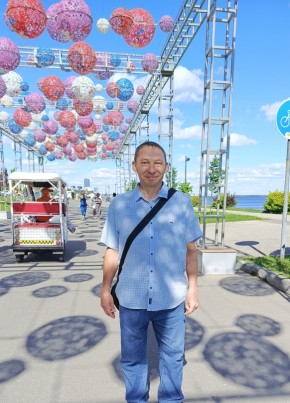 Сергей из Саратова 50 лет