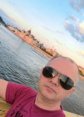 Антон, 44, Россия, Москва