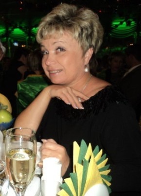 Елена, 58, Россия, Санкт-Петербург