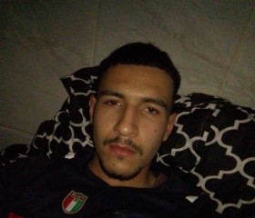 Nabil, 19, Reghaia