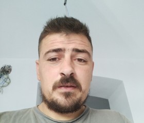 Igor, 31 год, Timișoara