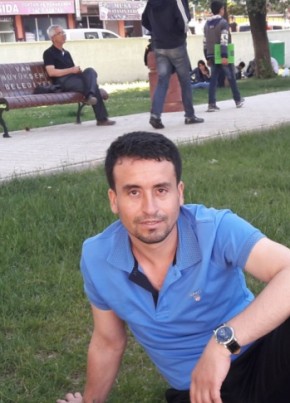 Erhan, 30, Türkiye Cumhuriyeti, Ağrı