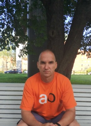 Олег, 49, Россия, Кингисепп