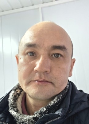 Максим