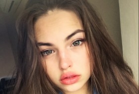 Arina, 26 - Just Me