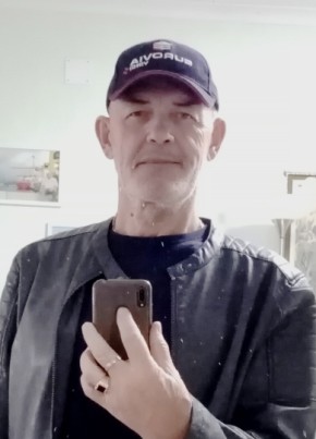 Valeriy, 65, Russia, Kerch