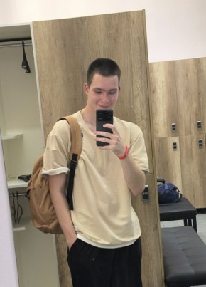 Danil, 21, Russia, Sofrino