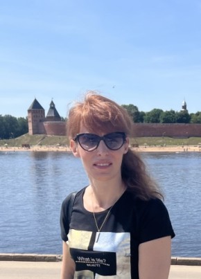Марина, 48, Россия, Санкт-Петербург