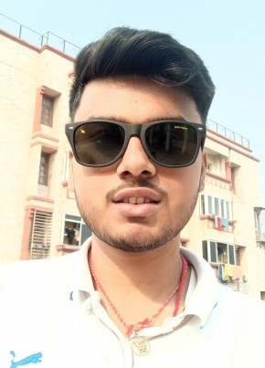 Manish Kumar, 18, India, Patna