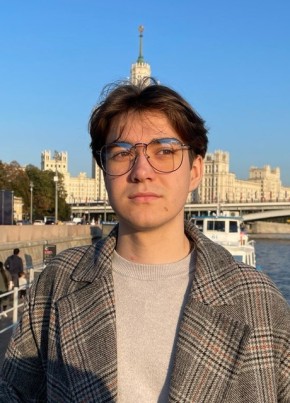 Вадим из Москвы 23 года