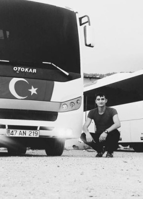 Poyraz Mustafa, 28, Türkiye Cumhuriyeti, Şırnak