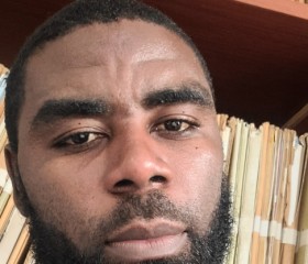 Aime, 38, Douala