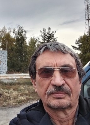 Владимир, 65, Россия, Пласт