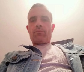 George, 34, Plymouth