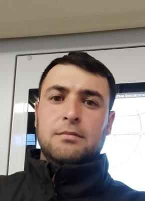 Бехрузи Давлатзо из Десногорска 36 лет