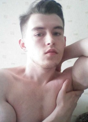 Данил из Ижевска 20 лет