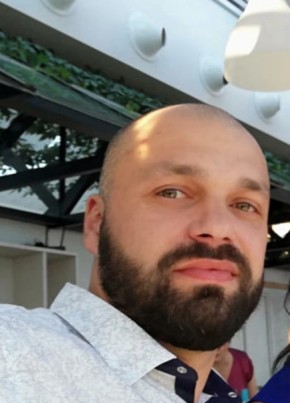Павел из Новосибирска 43 года
