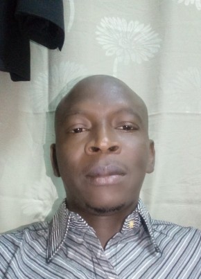 Joseph, 48, Republic of The Gambia, Bakau