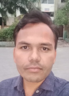 Visal, 18, India, Delhi