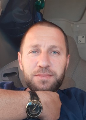 Robert из Երեվան 38 лет