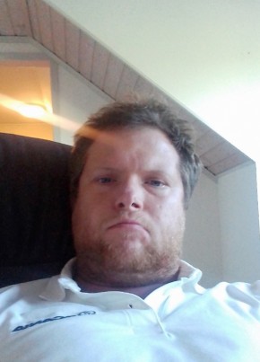 Ronny Knight, 33, Konungariket Sverige, Södertälje