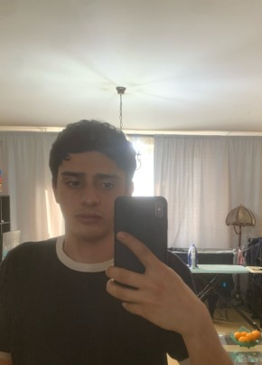 Grant из Жуковския 21 год