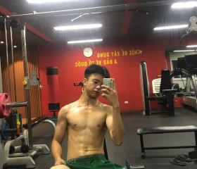 huy, 19, Hanoi