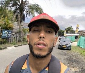 Manu, 26, Dos Quebradas