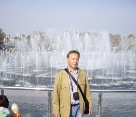 Пётр, 72 года, Москва