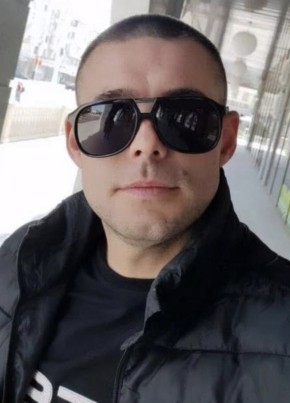 Vadim из Paris 33 года