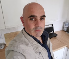 ivano, 46 лет, Lancing