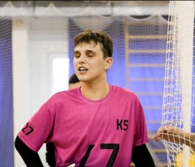 Ars, 19, Yekaterinburg