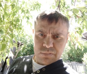 Aleksandr, 19, Sorang